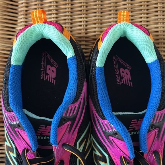 New Balance 530 Sneaker Neon Lights Size 9 Men’s or 10.5 Women’s NEW - Picture 11 of 13